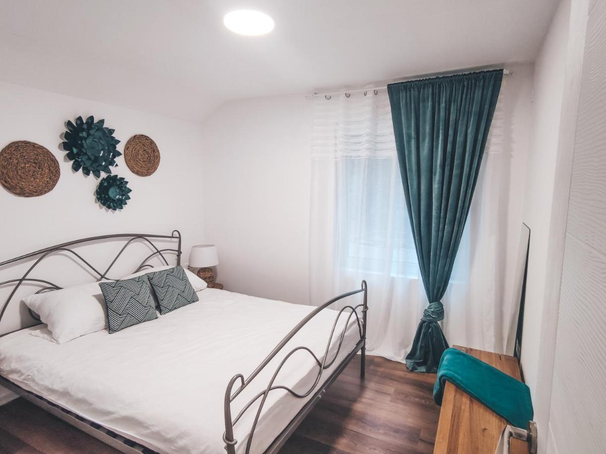 Villa-Apartments Bognar Velika Екстер'єр фото