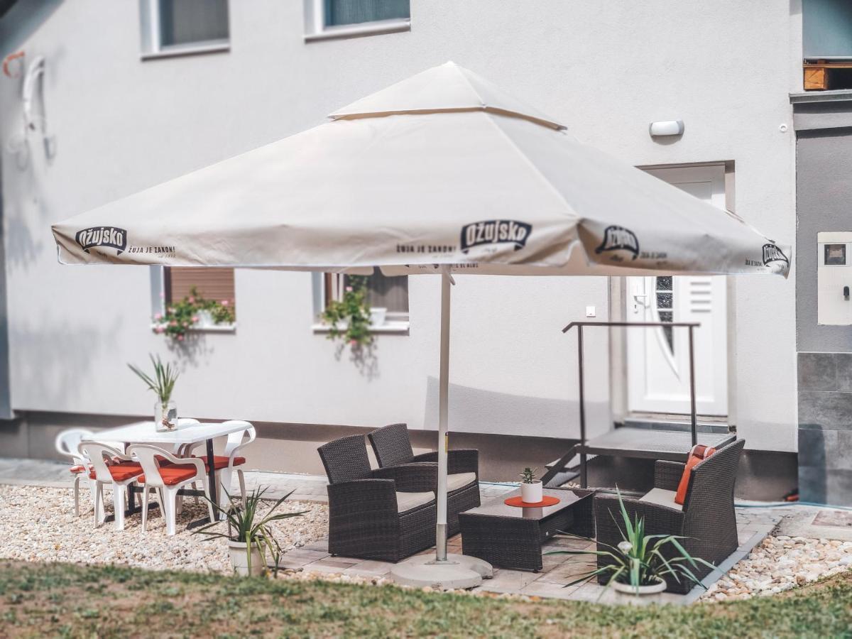 Villa-Apartments Bognar Velika Екстер'єр фото